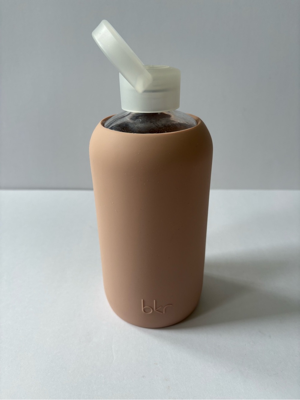 BKR Teddy Opaque Blush Beige Glass Water Bottle 16 oz Silicone Cover Travel Hike